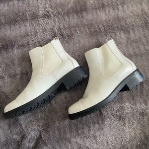 Everlane Utility Chelsea Boot